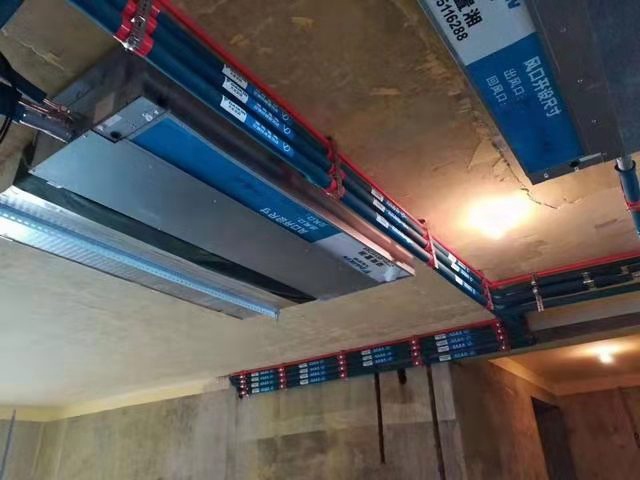 大金中央空調(diào)室內(nèi)機管道安裝