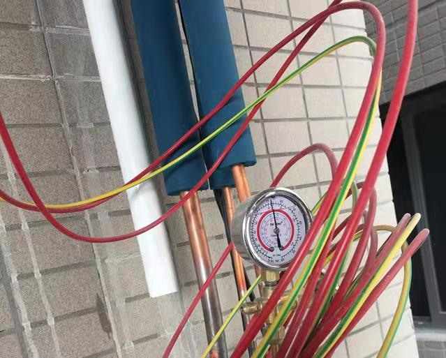 大金中央空調(diào)試壓