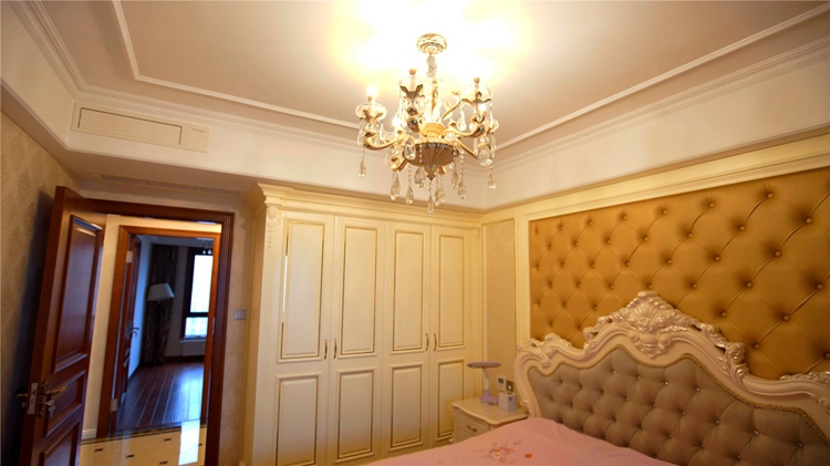 大金溫室平衡中央空調(diào)臥室